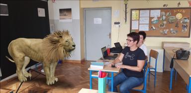 DOS - PROŠIRENA I VIRTUALNA STVARNOST U NASTAVI BIOLOGIJE I MATEMATIKE