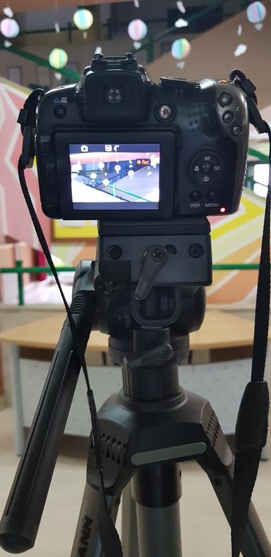 Čvrsto drži joy-stick (priprema za sat lektire)