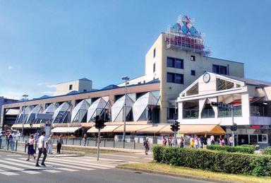 Putujemo vlakom, autobusom i avionom