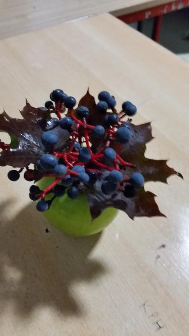 Izrada aranžmana u jabuci