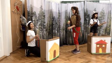 I tre porcellini e il lupo activo: dramski prikaz projekta Hrvatske verbotonalne udruge "Razvoj kulturne svijesti i načini izražavanja na stranom jeziku".