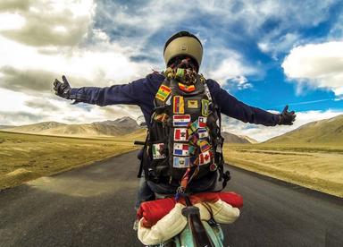 Travel/ Holidays and tourism
Globetrotters
