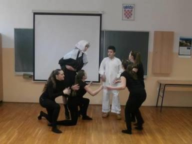 "Primjena dramskih metoda kao pedagoški princip"; radionica na Županijskom stručnom vijeću izvannastavnih aktivnosti u OŠ Kamenica