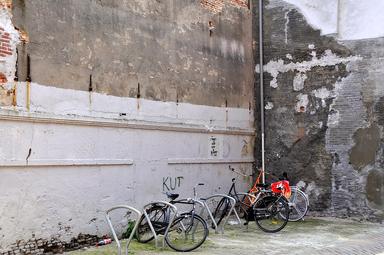 Presječnica usporednih pravaca