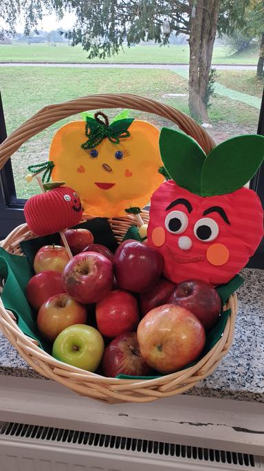 Jesen - digitalna slikovnica jesenskih aktivnosti 