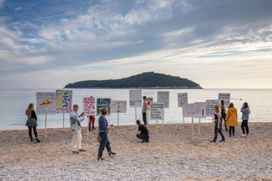 WITHOUT YOU I'M NOTHING
Međunarodna suradnja britanskog umjetnika Ben Caina i učenika četvrtog razreda slikarskog odjela Umjetničke škole Luke Sorkočevića Dubrovnik