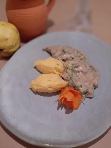 Gotova jela od mesa-gotova jela od govedine i svinjetine-kuharstvo-3.razred